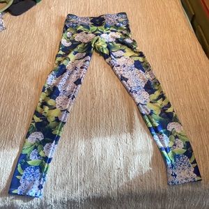 Gold sheep leggings in size meduim gently used